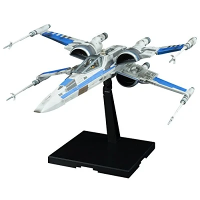 Image of BANDAI BAN223296 1/72 Squadron Resistance X Wing Star Wars: The Last Jedi Poe Dameron Model Building Kit, Black,Blue,Clear, S