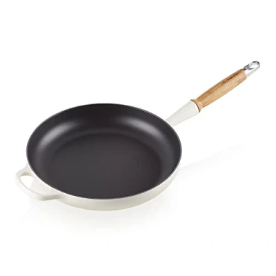 Image of Le Creuset Frying Pan Signature Meringue ø 28 cm / 2.6 Liter enamelled non stick coating