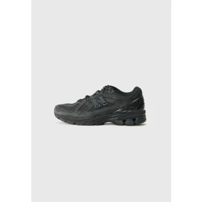 Image of New Balance Men&#039;s 1906 Sneaker, Black, 4.5 UK
