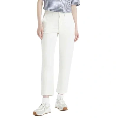 Image of Levis ESSENTIAL CHINO women&#039;s Trousers in White