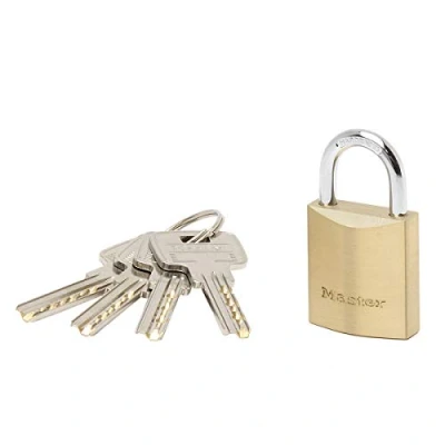 Image of Master Lock 2930EURD Key Padlock with Extra Thick Solid Brass Body, Gold, 5,4 x 3 1,4 cm