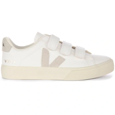 Image of Veja Recife LOGO Unisex Trainers extrawhite/natural, Men&#039;s, Size: 11, Extra white/natural leather and imitation