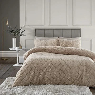 Image of Catherine Lansfield Cosy Diamond Faux Fur Single Duvet Cover Set with Pillowcase Natural