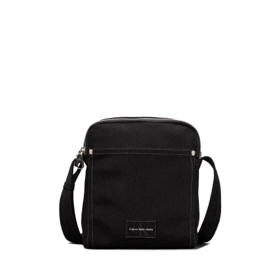 Image of Calvin Klein Men’s Sport Essentials Reporter Bag with Zip, Black (Black), One Size