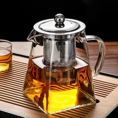 Image of YUEMING Glass Teapot with Infuser, 550 ml in Square Shape Borosilicate Tea Pot Strainers for Loose Leaf Tea, Microwavable and Stovetop Safe,Removable 304 Stainless Steel Infuser (550ml)