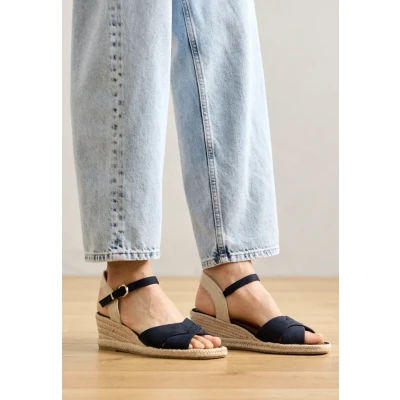 Image of Tamaris Heeled Sandal 1 28367 42 805