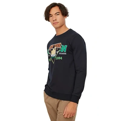 Image of Trendyol Man Young Regular Basic Crew neck Knit Sweatshirt Navy Blue