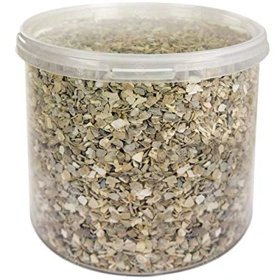 Image of GardenersDream Hen Sized Oyster Shell Premium Quality Poultry Feed Calcium Filled Grit Food for Animals Improves Digestion and Development Strong Bones &amp; Beaks Natural Mixture (2.5L Tub)