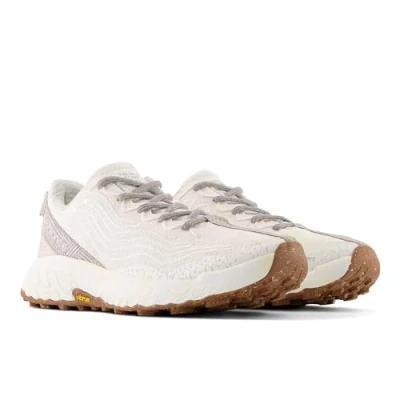 Image of New Balance Men&#039;s Fresh Foam X Hierro v7 Sneaker, 8 UK White