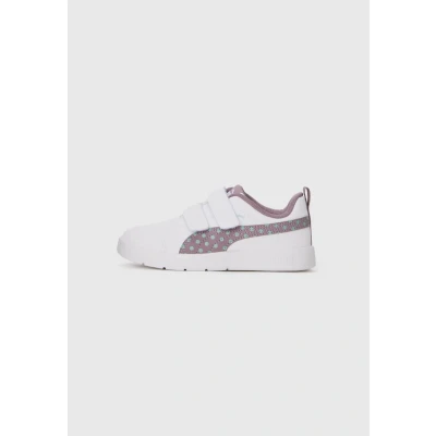 Image of Puma Courtflex V3 Dotty Unisex Trail running shoes for kids, Size: 11.5K, White/plum jam/light moss