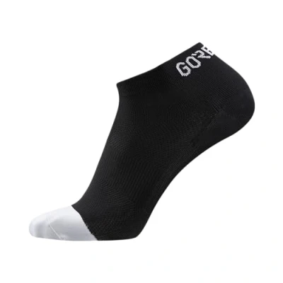 Image of GORE WEAR Short Unisex Socks, Essential, Durable and Lightweight, Sports Socks for Men Women, Construction, Black, 41 43