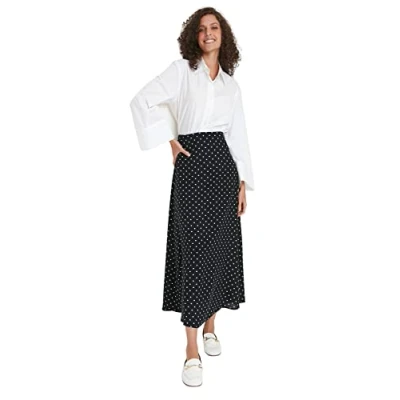 Image of Trendyol Women&#039;s Skirt Black Maxi, UK 6