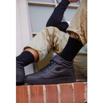 Image of Champion Men&#039;s Vintage Rebound Trainers, Black Kk006, 9.5 UK