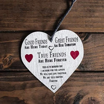 Image of HomeZone® Sentimental Heart Shaped Friendship Plaque Novelty True Friends Quated Massage Board Wall Hanging Christmas Ornaments Modern Home Decor Gifts Use for Christmas, Birthday, Day
