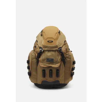 Image of Oakley Kitchen SINK Rucksack, Size: One Size, Total coyote