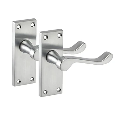 Image of Victorian Scoll Door Handles on Backplate with Brushed Chrome Finish H751011SC
