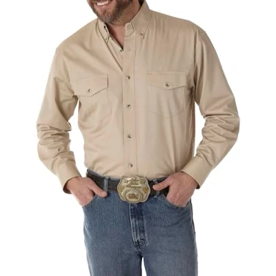 Image of Wrangler Men&#039;s Painted Desert Two Pocket Long Sleeve Button Work Shirt SHIRT, Tan, M