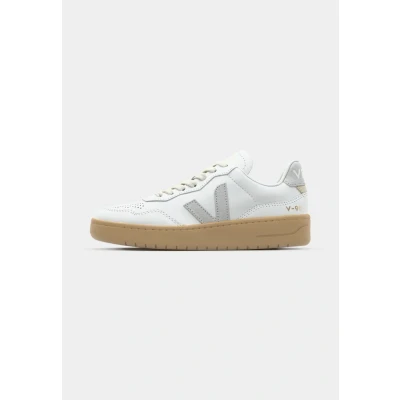 Image of Veja V 90 Trainers extrawhite/lightgrey/natural, Women&#039;s, Size: 3, Extra white/light grey/natural Leather