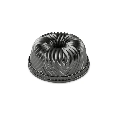 Image of Nordic Ware Bavaria Bundt Pan, the Original Cast Aluminium Tin, Official Cake Tin with Geometric Pattern, Premium Mould Made in USA, Colour: Graphite, Gray