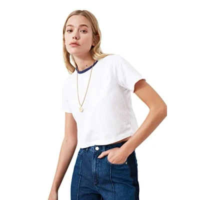 Image of Trendyol FeMan Basics Regular fit Basic Crew Neck Woven T Shirt White