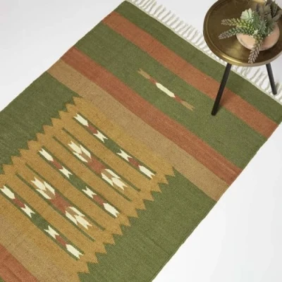 Image of HOMESCAPES Orange &amp; Green Handwoven Kilim Rug 160 x 230 cm Jute Cotton Living Room Area ‘Lundi’ with Traditional Geometric Pattern Tassels