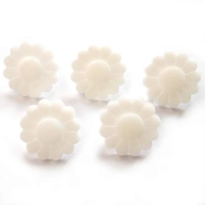 Image of Lightweight Daisy Flower Centre Pop Buttons 15mm Wide Pack of 5 (White)