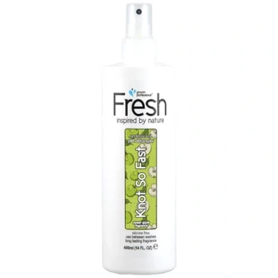 Image of GROOM PROFESSIONAL Fresh Knot So Fast Detangling Dog Spray Detangler for Tangled Fur Easy and Gentle Leaves Coat Smooth Shiny Natural Formula, 400ml