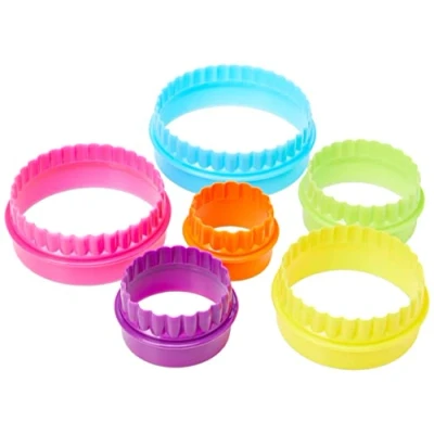 Image of Dexam Plastic Double Sided Plain/Crinkle Round Cookie Cutters, Set of 6,Multicoloured