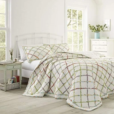 Image of Laura Ashley Home Ruffle Garden Collection Quilt 100% Cotton, Ultra Soft, All Season Bedding, Reversible Stylish Coverlet, Twin, Cream (197783)