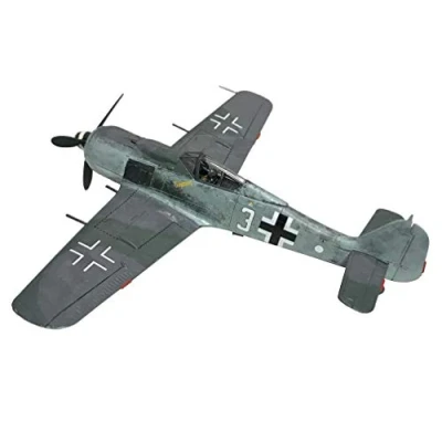 Image of Airfix Model Set A01020A Focke Wulf Fw190A 8 Building Kit Plastic Plane Kits for Adults &amp; Children 8+, Includes Sprues Decals 1:72 Scale