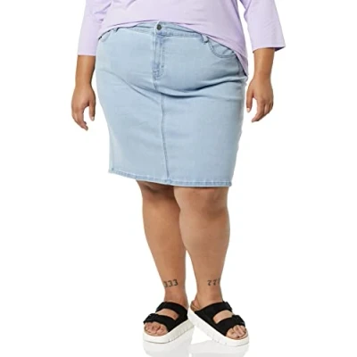 Image of Amazon Essentials Women&#039;s Classic 5 Pocket Denim Skirt (Available in Plus Sizes), Light Wash, 16