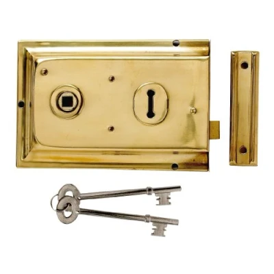 Image of Yale Locks P334 Rim Lock Brass Finish 156 x 104 mm Visi Pack