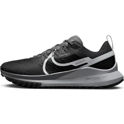 Image of NIKE Women&#039;s React Pegasus Trail 4 Sneaker, Black Aura Dark Grey Wolf Grey, 6 UK