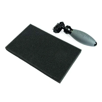 Image of Sizzix Die Brush and Foam Pad 660513 for Wafer Thin Dies, Multi Colour Colour, One Size