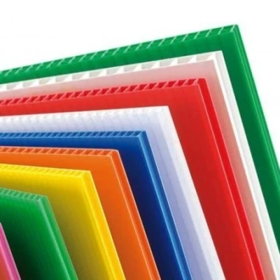 Image of Green Correx Plastic Fluted Exterior Board. Sized to A1 841x594mm (Pack of 3)