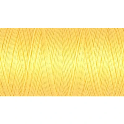 Image of Gutermann Sew All Polyester Thread, 250Mtr, Primrose/baby Yellow (0852), 5.5 x 2.7 cm