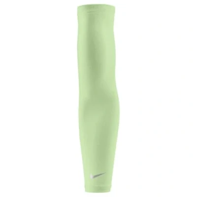 Image of Nike Performance Lightweight Sleeves Unisex Arm warmers, Size: L/XL, Vapor green/silver