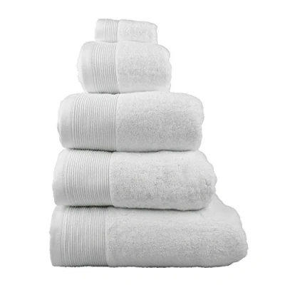 Image of HOMESCAPES White Set of 2 Face Cloths 700 GSM Combed 100% Egyptian Cotton Towel 30 x cm