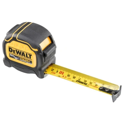 Image of DeWALT TOUGHSERIES™ tape Measure 5m/16ft (Width 32mm) Rip Shield ; blade coating that provides increased durability ultra tough housing keeps the safe and secure EC Class II