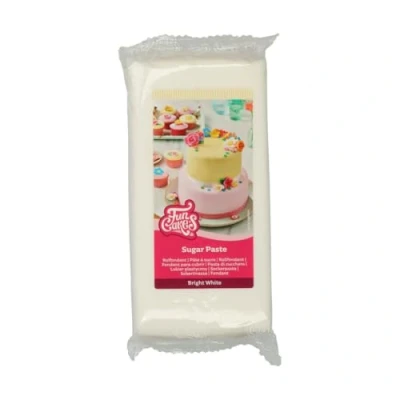 Image of FunCakes Sugar Paste Bright White, Easy to Use, Smooth, Flexible, Soft and Pliable, Perfect for Cake Decorating, Halal, Kosher Gluten Free, 1 kg