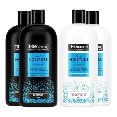 Image of TRESemmé Luxurious Moisture Shampoo &amp; Conditioner Set, 900ml (2 Pack) Hydrating Formula with Vitamin E for Silky, Balanced and Shine Restoring Salon Healthy Hair