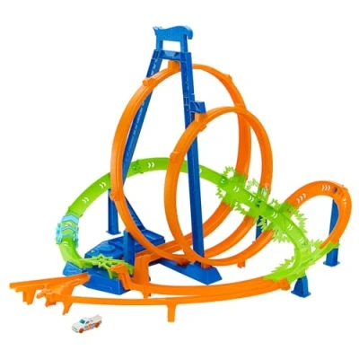 Image of Hot Wheels Track Set, Epic Crash Dash with 5 Zones, Motorized Booster and 1 1:64 Scale Toy Car, Easy Storage, HTP55