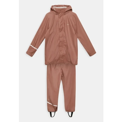Image of CeLaVi Basic Rainwear Set Solid PU rain, Burlwood, 100