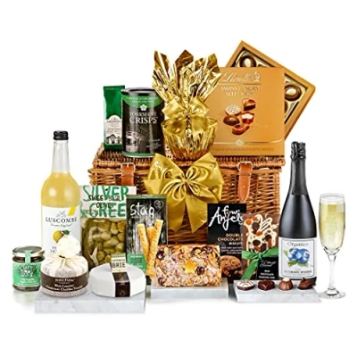 Image of Classic Non Alcoholic Gift Hamper Richmond Alcohol Free with Sparkling Apple Presse, Farmhouse Cheddar, Chocolate Selection Gifts for Birthdays and Celebrations, from Regency Hampers