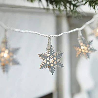 Image of Lights4fun 20 Warm White LED Snowflake String Lights Christmas Decoration Battery Timer 1.8m
