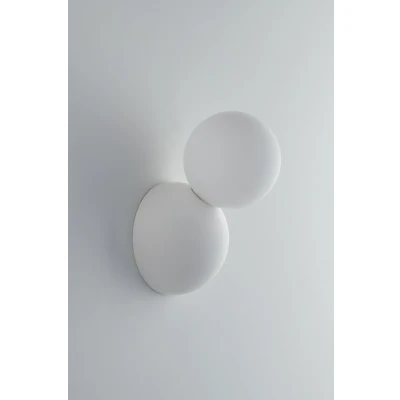 Image of Kiss Plaster Globe Wall Light White, G9