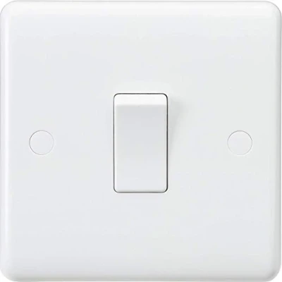 Image of KnightsBridge Curved Edge 10AX Intermediate Switch