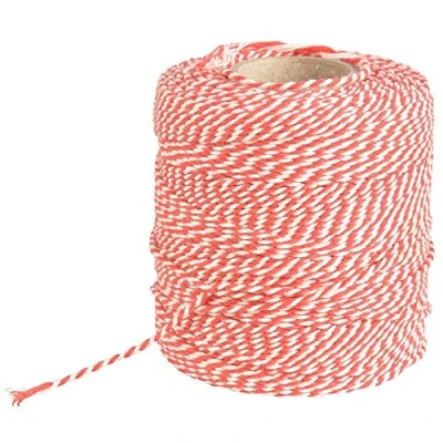 Image of Esschert&#039;s Design C2058 Striped Cooking Yarn, Red/White Checkered, 100 Meters