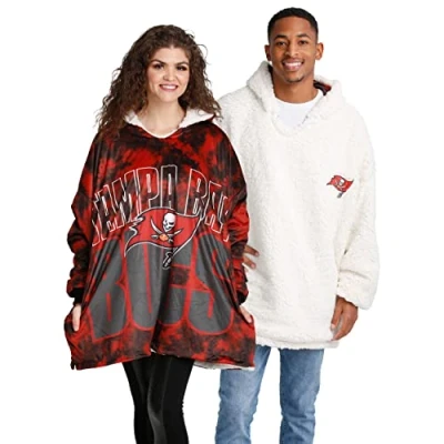 Image of FOCO Unisex&#039;s NFL Team Reversible Oversized Sherpa Hoodie Sweatshirt Hoodeez, Bold Logo Camo, One Size