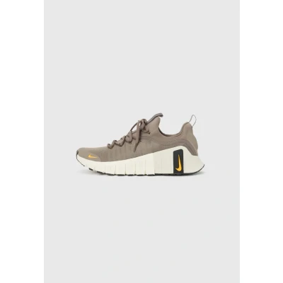 Image of Nike Performance FREE Metcon 6 Training shoe, Men&#039;s, Size: 8, Cave stone/sundial/bone/sail shoes